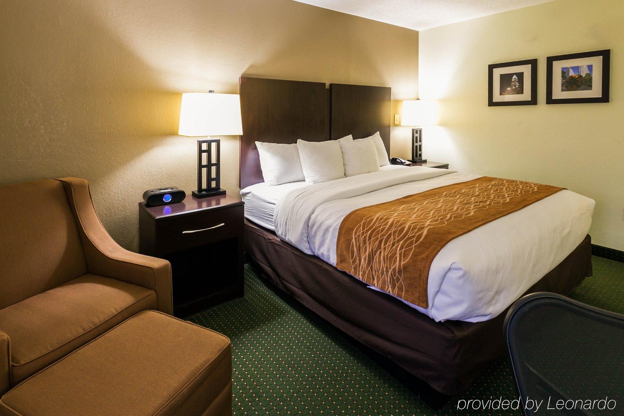 Comfort Inn & Suites Lake Norman Корнелиус Экстерьер фото