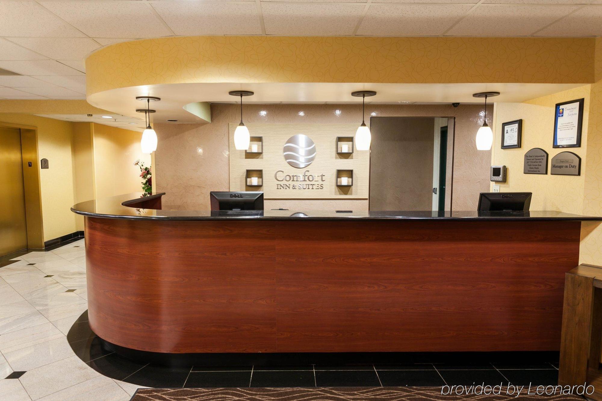 Comfort Inn & Suites Lake Norman Корнелиус Экстерьер фото